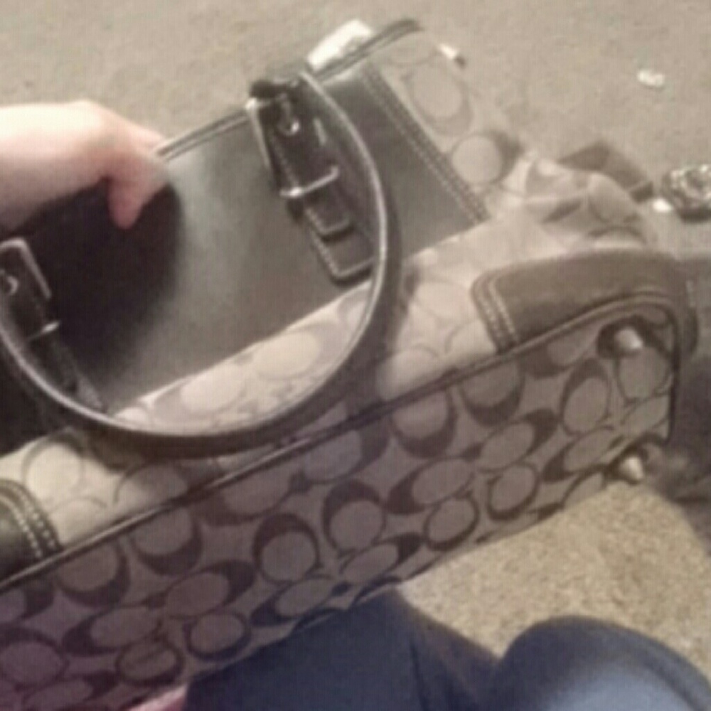 Real Coach Purse - Picture 4 of 6